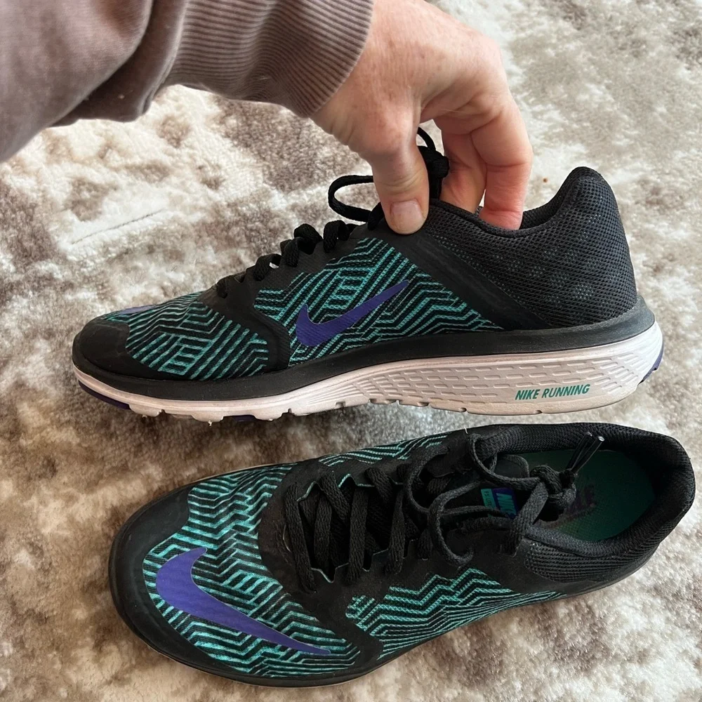 Nike stylish athletic